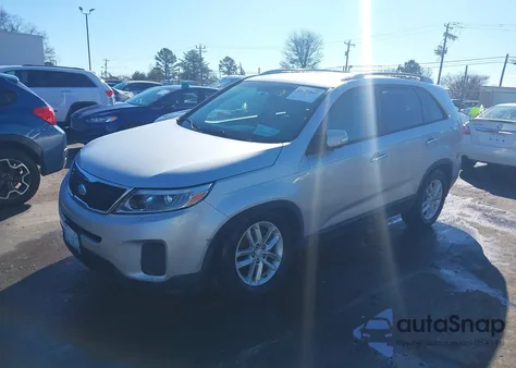 2014 Kia Sorento Lx из США, поврежденный, VIN 5XYKT4A72EG521953